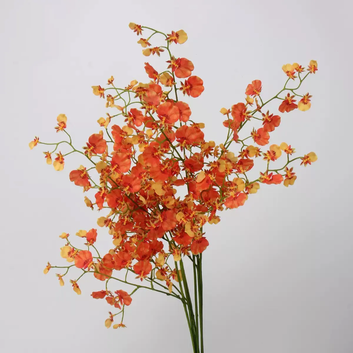The application of silk flower arrangements for graves