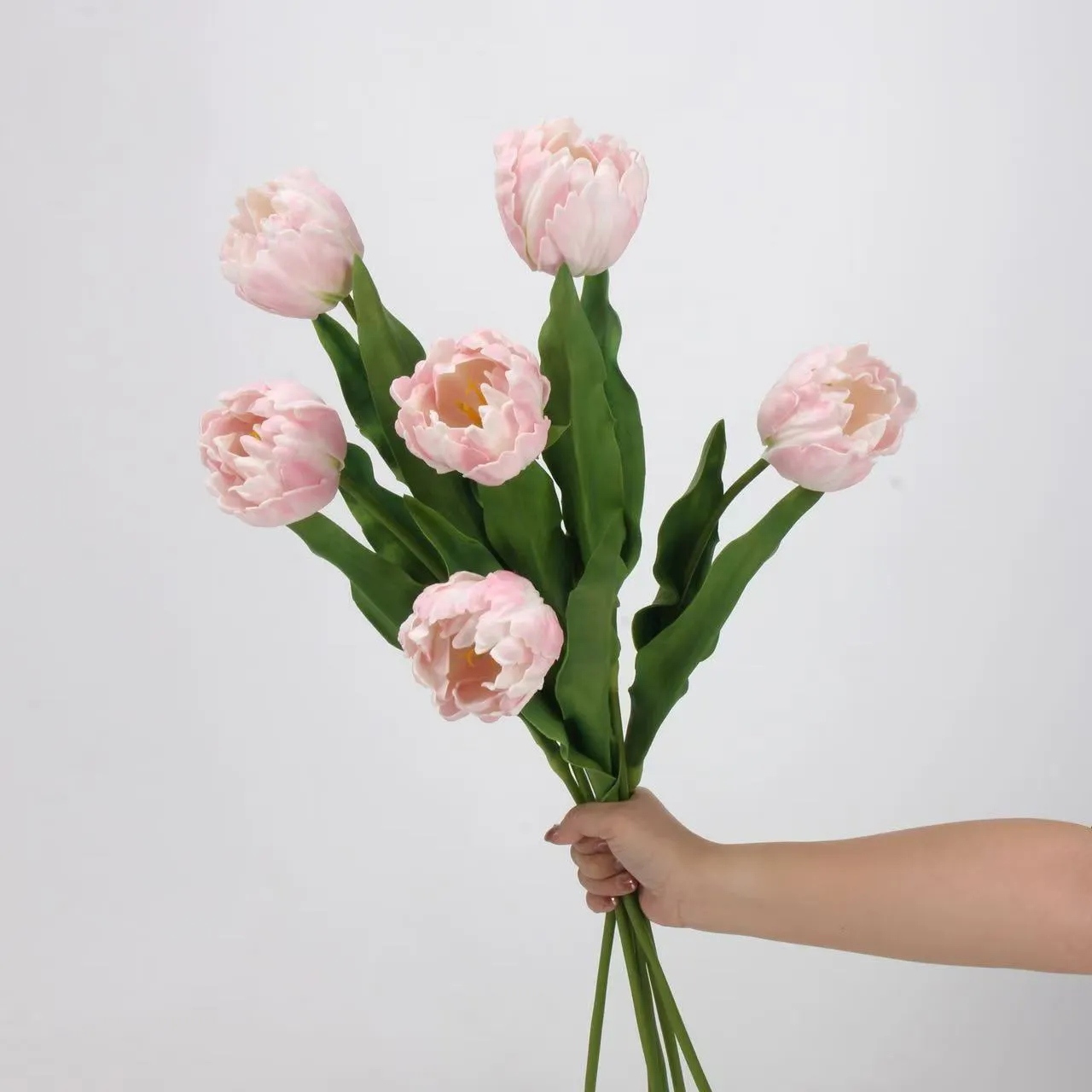 Solutions of silk flower centerpieces