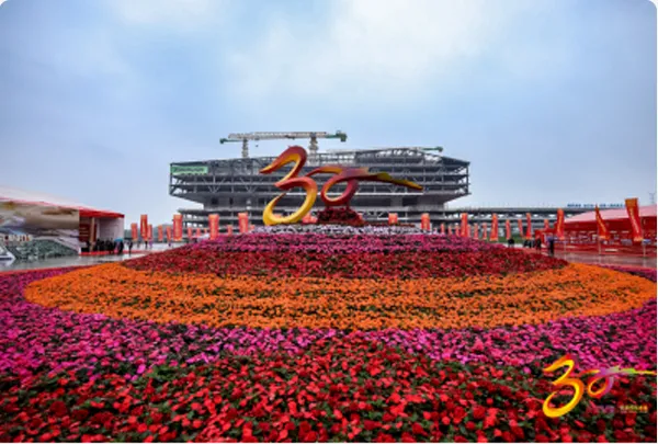 Hunan YoBang Hortus Engineering Co., Ltd, Gaudentia zoomlion in 30 anniversario!