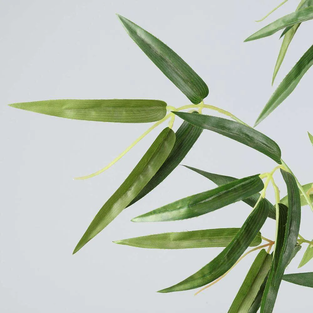 Artificialis bamboo potted plant
